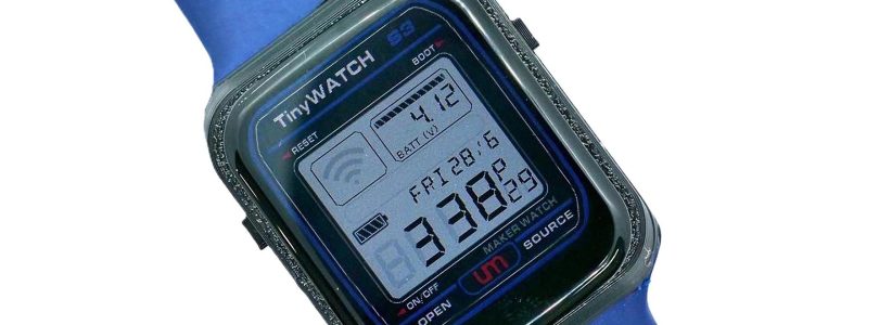 El TinyWatch S3 es un reloj inteligente personalizable que funciona con el sistema en chip ESP32-S3 y se presenta como hardware de código abierto.
