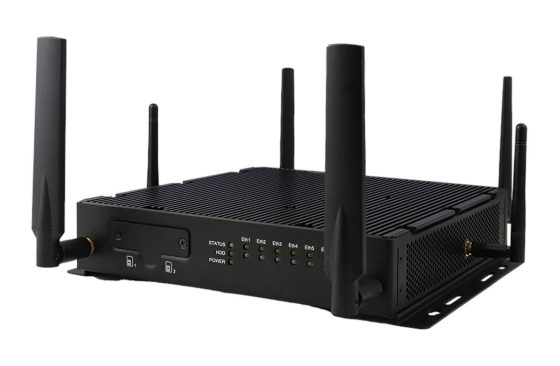 IBASE INA1607: Descubre este potente appliance fanless uCPE/SD-WAN con SoC Intel Atom x7405C