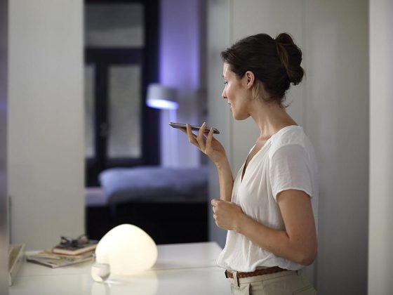 Philips Hue mejora tu hogar con un asistente IA avanzado para iluminar mejor