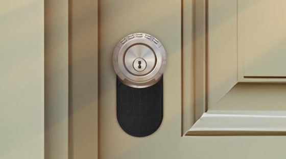 Avia revoluciona la integración con HomeKit lanzando el panel SolarPro para smart locks